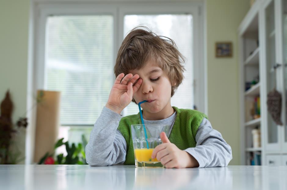 Из-за регулярного недосыпа дети отказываются завтракать